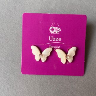 Brinco Borboleta Madrepérola Cravejado